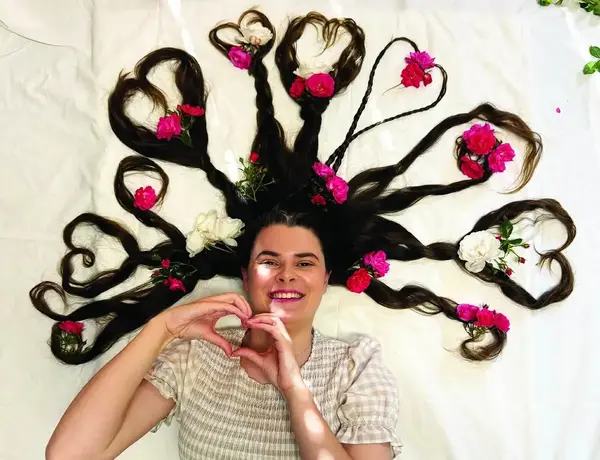 Maddie donates her hair to support the Wigs4Kids Campaign