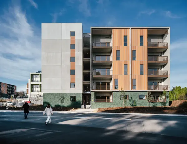 Queens Walk wins National Community Housing Award